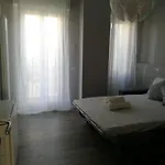 Appartement Con Grande Terrazzo In Via Lomellina - Lome 527 Milaan