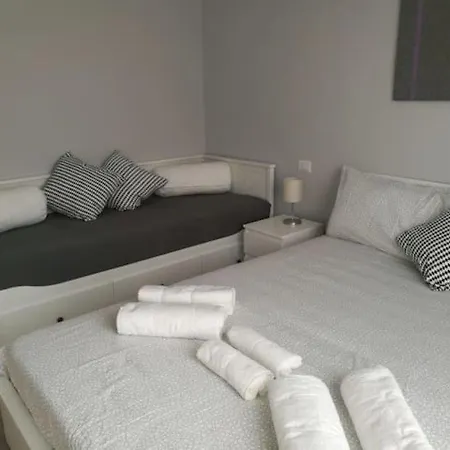 Con Grande Terrazzo In Via Lomellina - Lome 527 Appartement *