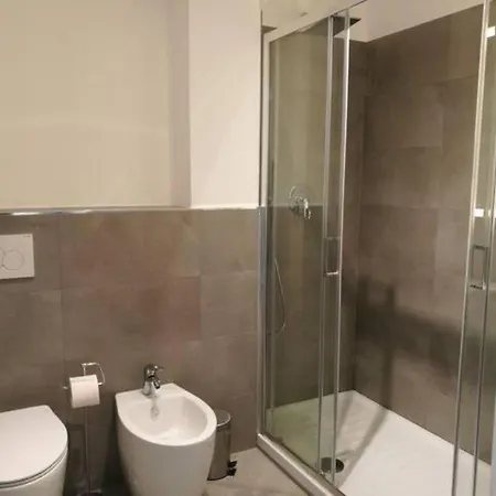 Con Grande Terrazzo In Via Lomellina - Lome 527 * Μιλάνο